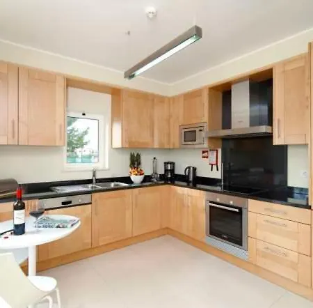 Canada Sleeps 6 With Pool Air Con And Wifi ヴィラ